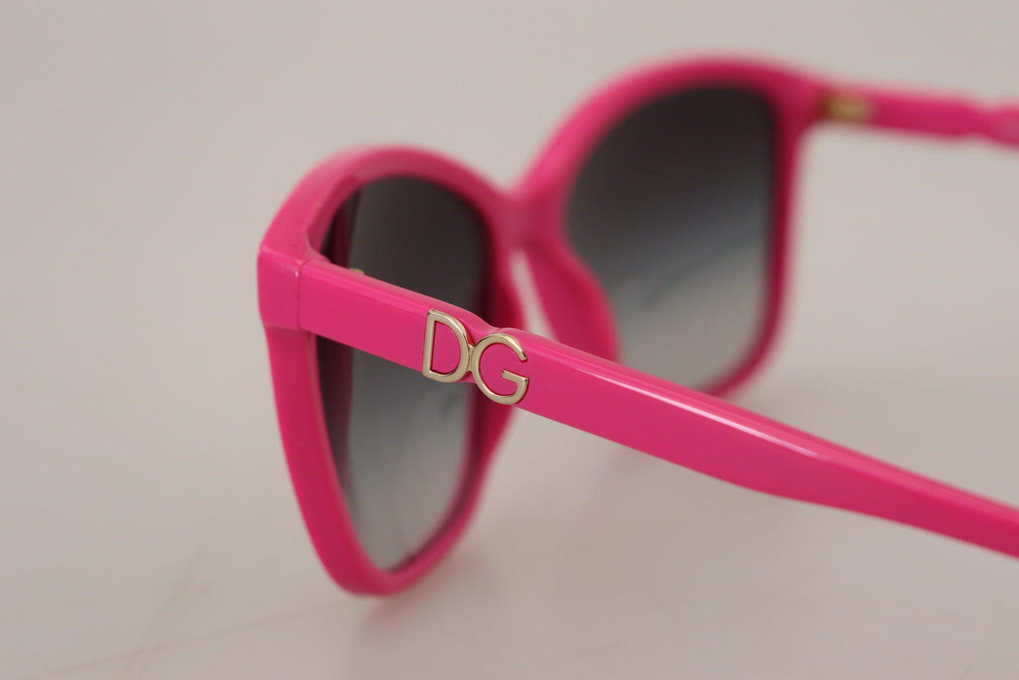 Dolce & Gabbana Elegante Roze Ronde Zonnebril voor Dames