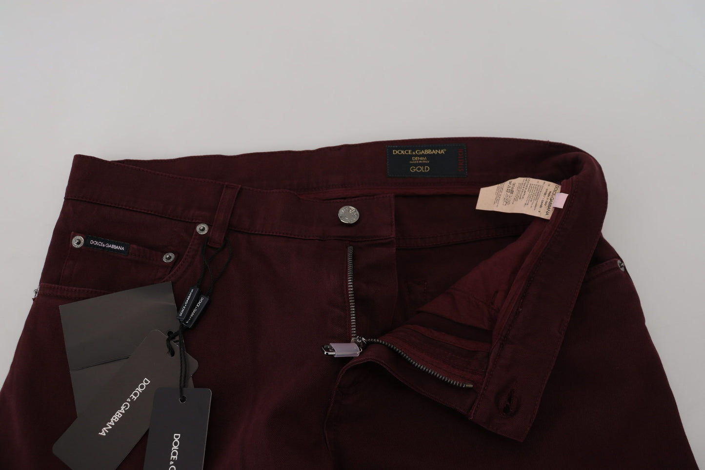 Dolce & Gabbana Slim Fit Bordeaux Jeans - Italiaanse luxe